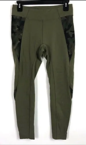 Second skin green‎ camo cropped leggings Green Size M thumbnail 1
