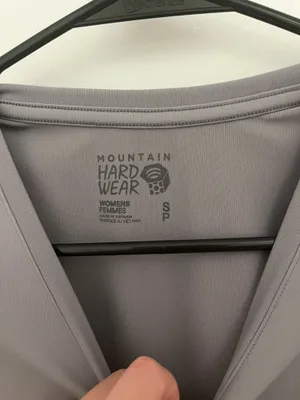 Mountain Hardwear Shirt thumbnail 3