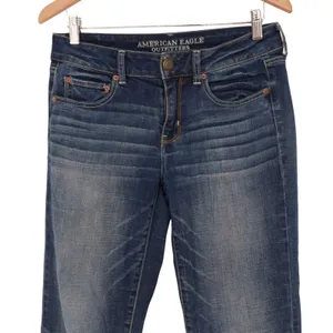 American Eagle Outfitters Jeans Womens 8 Blue Denim Cotton Stretch Straight Leg thumbnail 3