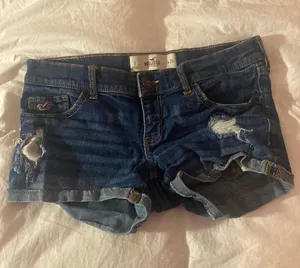 Hollister Jean Shorts thumbnail 1