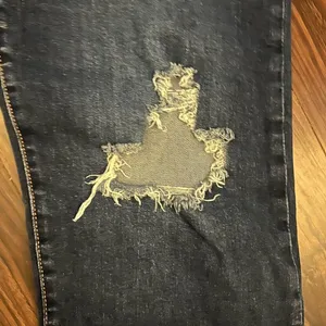 Levi’s ribcage straight ankle distressed 24 thumbnail 2