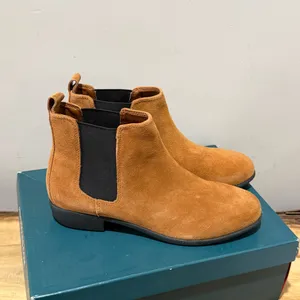 Aerosoles Chelsea flat genuine leather Carmel boots‎ Size 7 thumbnail 5