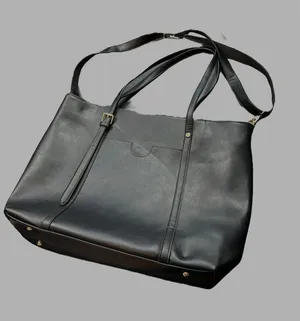 Women's Black Faux Leather Tote Bag With Multiple Compartments & Adjustable Stra thumbnail 1