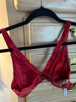 Victoria’s Secret Bralette thumbnail 2