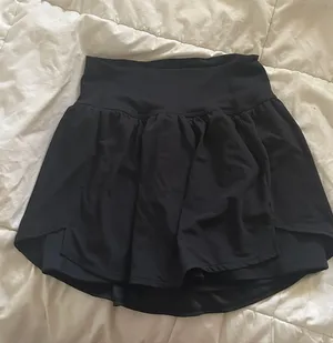 Black Size M thumbnail 2