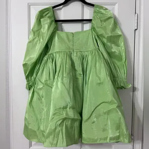 NWOT SELKIE The Puff Sleeve Dress in Avocado Green thumbnail 4