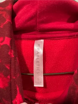 Fabletics Holly Berry Blossoms Hoodie thumbnail 7