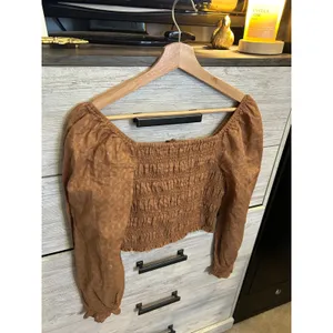 American Eagle Smocked Crop Top Brown Long Sleeve Square Neck Blouse Medium thumbnail 6