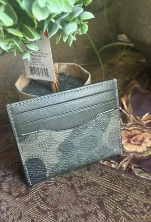 Coach Authentic  leather large slim card case with ID window. thumbnail 6