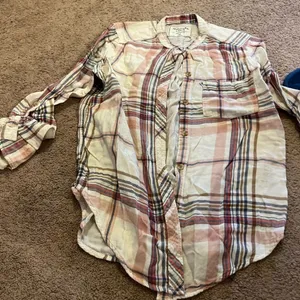Abercrombie medium button down‎ thumbnail 4