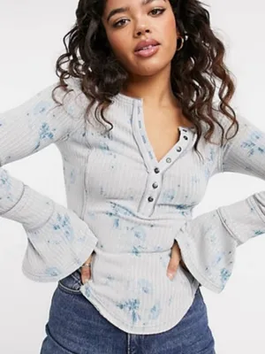 FREE PEOPLE Layer Me Blue Tie Dye Bell Sleeve Thermal Top Shirt Tunic thumbnail 1