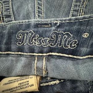 Miss Me Boot Jeans Women’s Size 28 JW5078B5 Embellished Rhinestones Low Rise thumbnail 12
