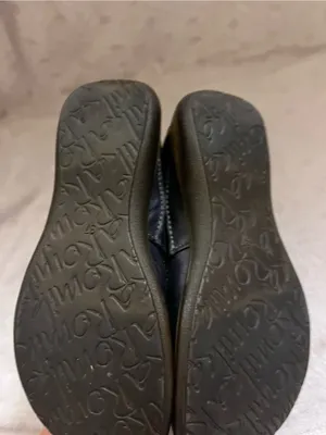 Romika Cassie 50 Black Leather Mary Jane flats size seven thumbnail 3