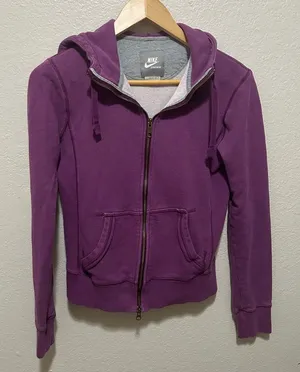 Vintage Y2K Nike Women’s Purple Zip-Up Hoodie Size Medium Retro Streetwear Sport thumbnail 1