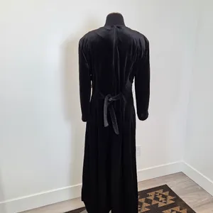 Vintage Ultra Dress New York Black Velvet Maxi Dress Lace Trim Grandma 90s 12 thumbnail 5