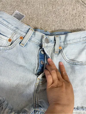 Levi’s Women’s 501 Original High Rise Jean Shorts Button Fly Raw Hem 24 thumbnail 5
