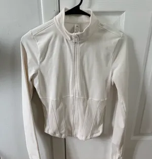 ALO Yoga White Long-Sleeve Corset Zip Front Jacket thumbnail 8