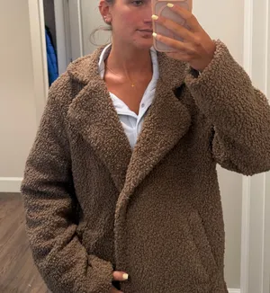 Sherpa brown long coat thumbnail 1