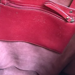 Fiore genuine Red Leather Tote red Crimson Grunge thumbnail 8