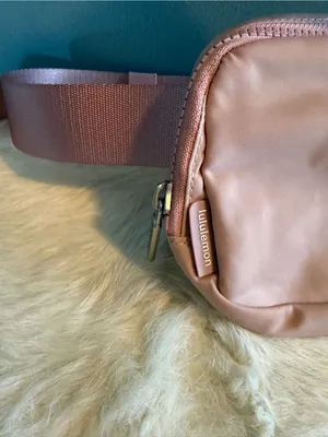 Lululemon Everywhere Pink Nylon Belt Bag thumbnail 3