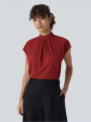 Halara Mock Neck Cap-Sleeve Top NWOT thumbnail 2