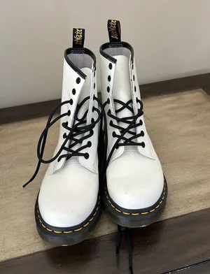 Dr. Martens White thumbnail 1