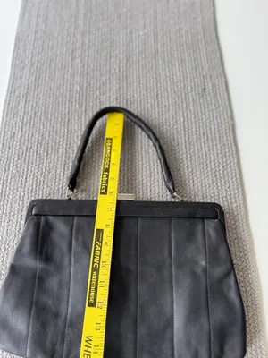 Vintage 60s 70s Black Leather Shoulder Bag Purse thumbnail 7