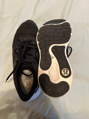 Lululemon Bliss Feel Run Shoes thumbnail 2