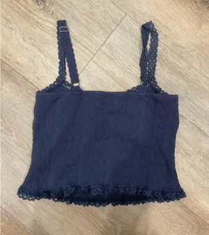 Edikted Navy Top Lace thumbnail 2