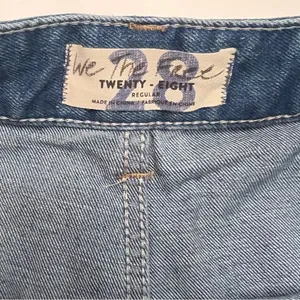 Free People We the Free Bridgette Exposed Button Fly‎ High Rise Denim Shorts 28 thumbnail 13