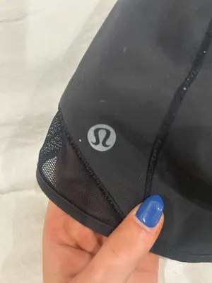 Lululemon Shorts thumbnail 4