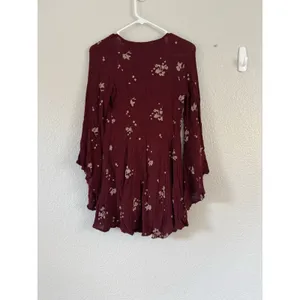 Free People Mini Dress Size 4 Burgundy Tan Floral Embroidery Bell Sleeve Boho thumbnail 4