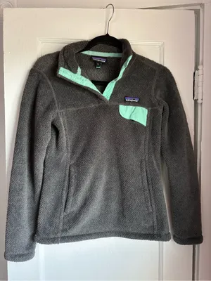 Patagonia Women’s Re-Tool Snap-T Fleece Pullover Charcoal Grey Mint XXS thumbnail 2