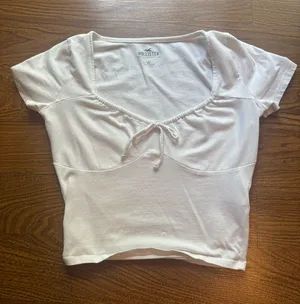 Hollister Top Crop White  thumbnail 1