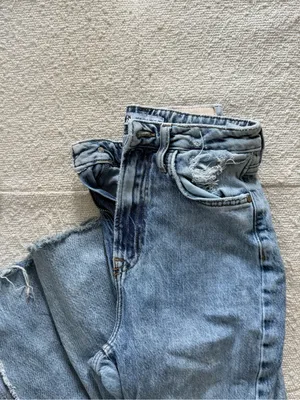 Zara Light Blue Distressed Split Hem Jeans thumbnail 3