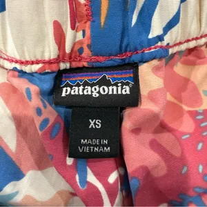Patagonia Barley Baggies 2.5” Pull On Shorts Women’s XS Wild Waratah Reef Pink thumbnail 6