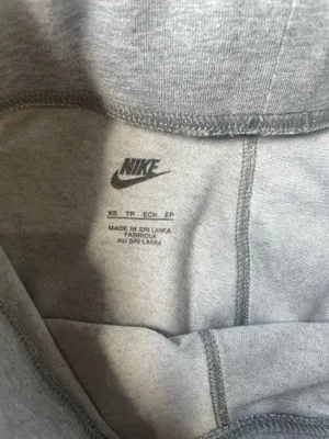Nike Gray Biker Shorts XS | Minimal Logo Athletic Stretch Lounge Fit thumbnail 2