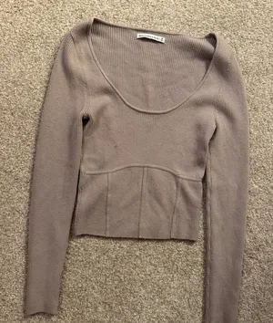 Abercrombie sweater thumbnail 1