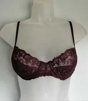 Vintage (01) Victoria's Secret Bra Lined Lace Plum 36A thumbnail 1