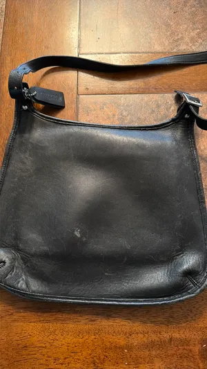 Vintage Coach Crossbody Leather Black thumbnail 4