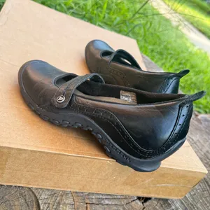 Merrell Plaza Bandeau Black Leather Mary Jane women Shoes size 6 thumbnail 4