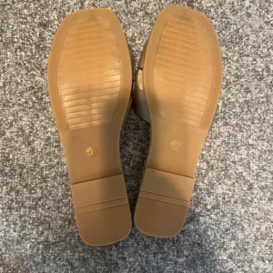 1505 | NEW! Ccocci Baylor Gold Chain Square Toe Slide Mule Sandals Mocha Women 8 thumbnail 4