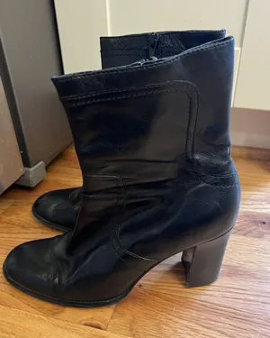 Nine West Women’s Black Leather Boots‎ Bootie Zip Ankle RoundToe Size 10 M Y2K thumbnail 1