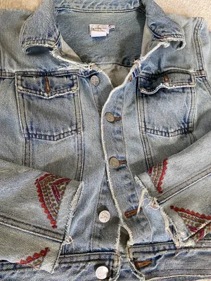 Vintage Calvin Klein Distressed Denim Jacket Embroidered Sleeves Women’s Sz M thumbnail 4