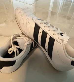 NWOT ADIDAS TOKYOS thumbnail 1
