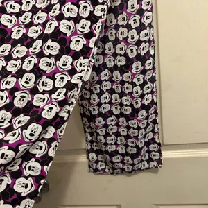 Vintage Disney Purple and Black Mickey Mouse scarf thumbnail 5