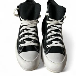 Converse Chuck Taylor All Star Hi Lugged – W 10, Black/White, Lightly Worn thumbnail 4