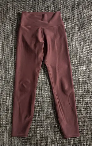 Alo Yoga 7/8 High Waist Airlift Legging Burgundy Cherry Cola thumbnail 1