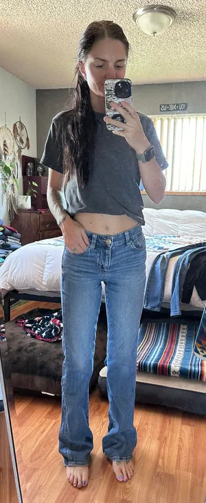 American Eagle Jeans thumbnail 1