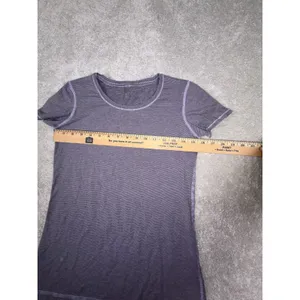 lululemon‎ womens size 4 purple stripe fitted t shirt thumbnail 4
